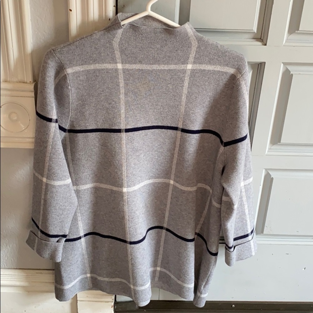 Tahari XL sweater